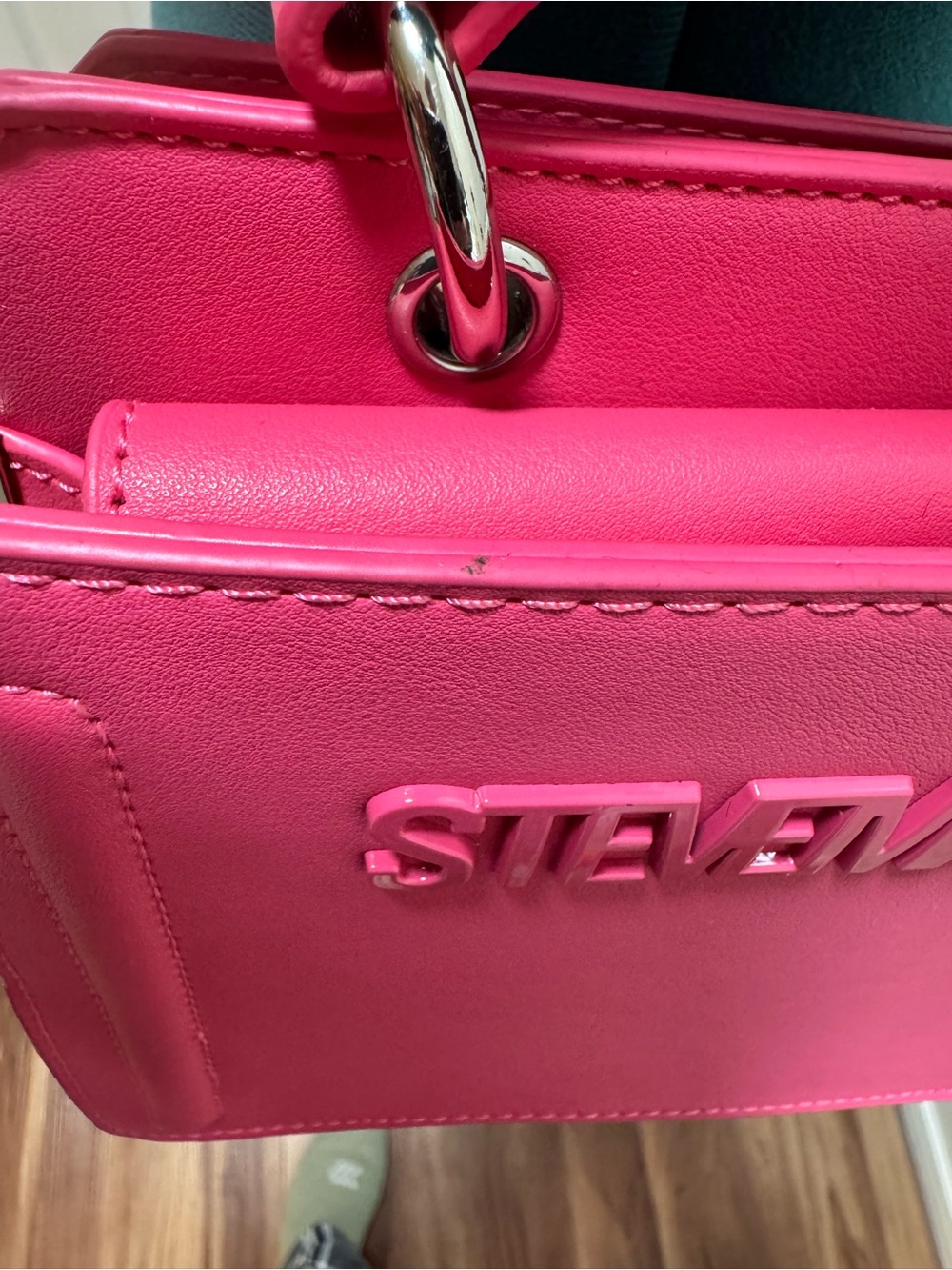 Steve Madden Hot Pink Crossbody Bag - Picture 3 of 13